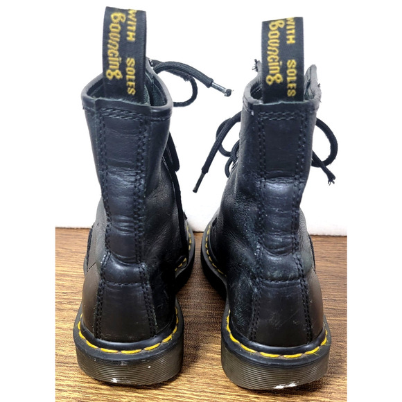 Dr Martens Womens 6 Black 8 Eye Leather Combat Boots Grunge Punk Rock Destroyed - Picture 5 of 16